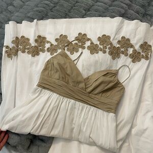 Donna Morgan Elegant Tan and White Cotton Dress